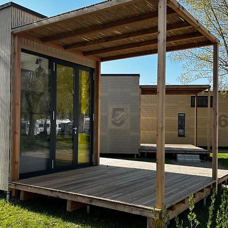 Mobile Homes Direkt Am Strand Des Neusiedler Sees Подерсдорф-ам-Зе Экстерьер фото
