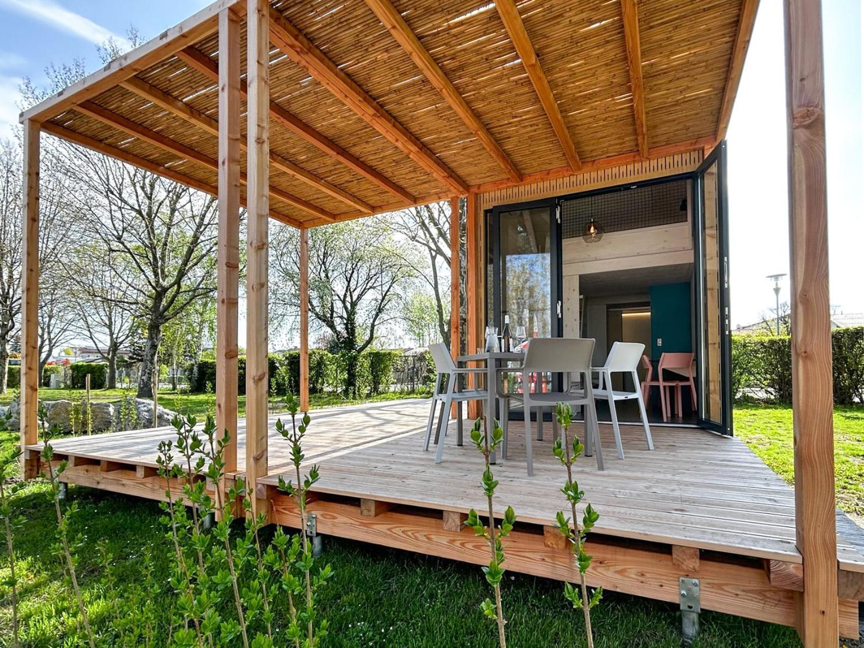 Mobile Homes Direkt Am Strand Des Neusiedler Sees Подерсдорф-ам-Зе Экстерьер фото